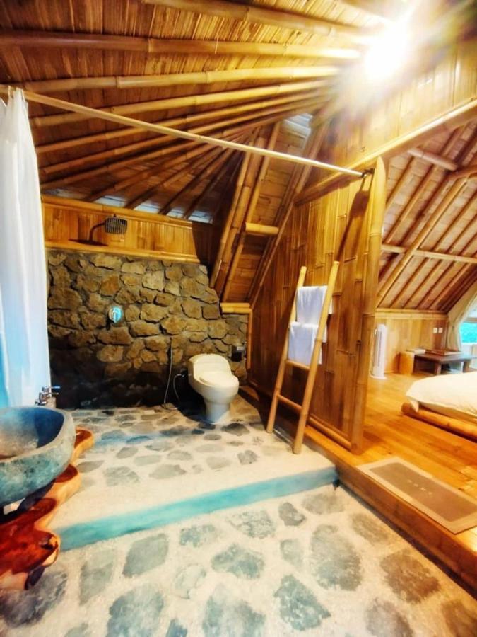 Luxury tent Aksha Riverside Ubud Tampaksiring