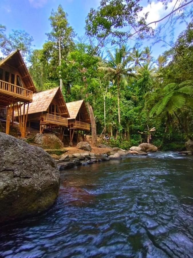 Aksha Riverside Ubud Luxury tent *