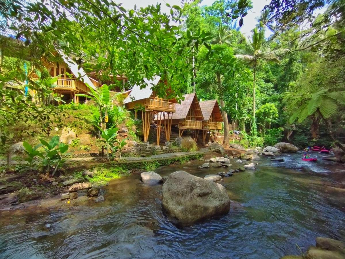 Aksha Riverside Ubud *