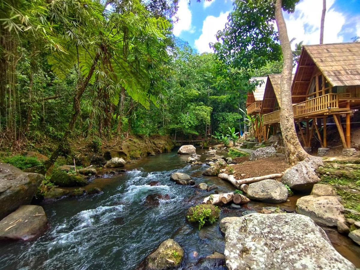 Luxury tent Aksha Riverside Ubud *