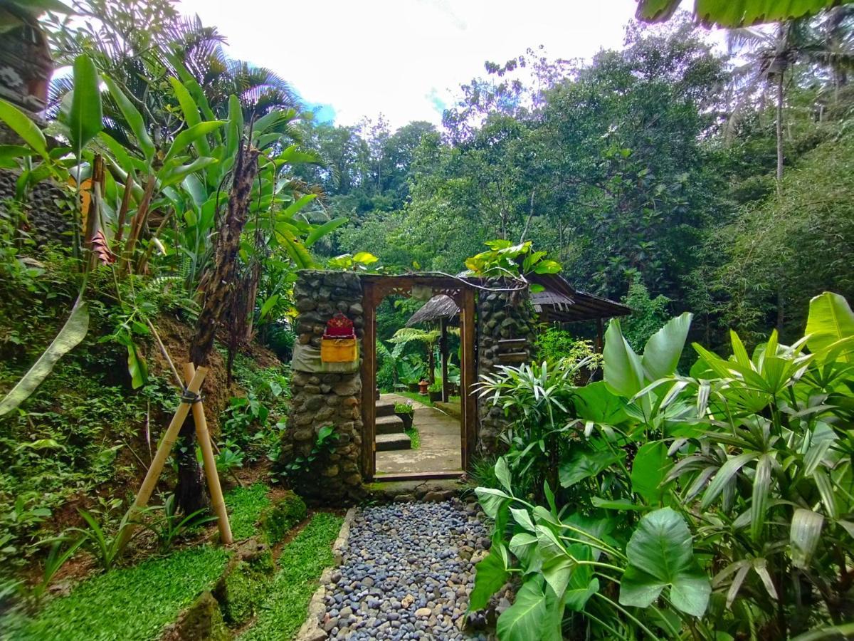 Luxury tent Aksha Riverside Ubud *